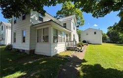 1 Erie Street N, Macedon, NY 14502