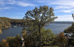 41 Island View Road, Eldon, MO 65026