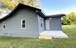 714 W Woodbine Road, Ash Grove, MO 65604