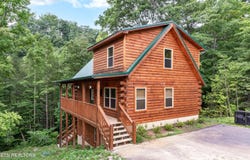 1951 Smoky Cove Rd, Sevierville, TN 37862