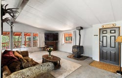 36204 WALDRONS LN, CHATTAROY, WA 99003