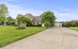 4002 Lakeview Drive, Maysville, KY 41056