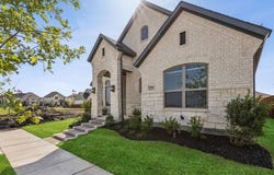 9717 Dahlia Boulevard, Mesquite, TX 75126