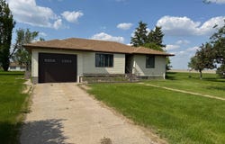 2591 38th Street Southeast, Steele, ND 58482