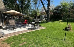 201 Lilac Lane, North Aurora, IL 60542
