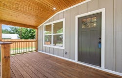 104 E Paine Avenue, Comanche, TX 76442
