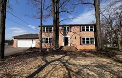 498 Eagle Point, Roaming Shores, OH 44084