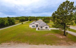 477387 E 1090 RD, Roland, OK 74954