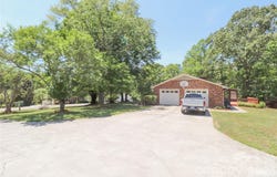 112 Forest Avenue NE, Valdese, NC 28690