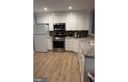20 VERSAILLES COURT, HAMILTON, NJ 08619