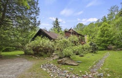 236 Surriner Rd, Becket, MA 01223