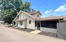 713 N Broadway Street, New Philadelphia, OH 44663