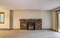 911 Woodglen Court, Altoona, WI 54720