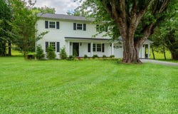 144 Mountain View, Abingdon, VA 24211