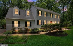 7504 LAKE SHORE DRIVE, OWINGS, MD 20736