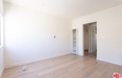 1313 Ocean Front Walk, Venice, CA 90291
