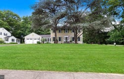 1 SUNNYBROOK DRIVE, DOYLESTOWN, PA 18901