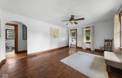 2211 S Andrews Road, Yorktown, IN 47396