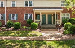 9074 W Swan Circle, St Louis, MO 63144
