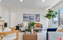 16 S Quarterdeck St, Los Angeles, CA 90292