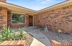 537 Sunset Drive, Watonga, OK 73772