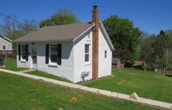 236 S Hickory Street, GALENA, IL 61036
