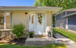 1403 E Lowden Avenue, Wheaton, IL 60189