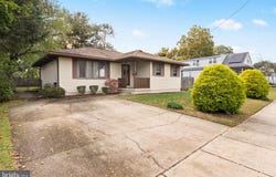 806 EDGEWATER Avenue, WESTVILLE, NJ 08093