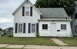 1207 W 2nd Avenue, Brodhead, WI 53520