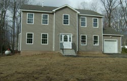 7154 Falstaff Drive, Tobyhanna, PA 18466