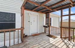 310 Glenwood Street, Gainesville, TX 76240