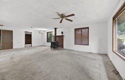 2332 24TH St, Florence, OR 97439