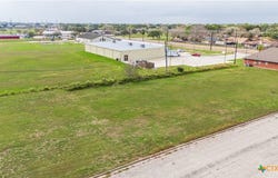 105 Northpark Drive, Victoria, TX 77901