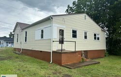 813 HUGHES ST, Danville, VA 24541