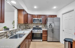 127 Evergreen Court, Freehold, NJ 07728