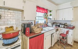 6415 Kenjoy Dr, Louisville, KY 40214