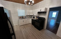 170 S 4th St, Silsbee, TX 77656