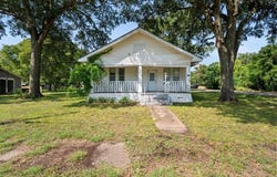 201 S Main Street, Dawson, TX 76639