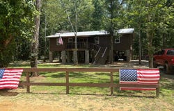 1347 Eagles Point, Surrency, GA 31563