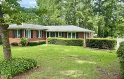 101 E Vance Street, Williamston, NC 27892
