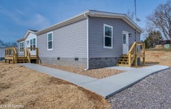 7924 Harmon Rd, Powell, TN 37849