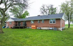 15600 32nd St Road, Green Ridge, MO 65332