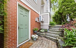 16 Guilford Court, Portland, ME 04101