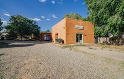 107 Morada, Taos, NM 87571