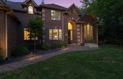 605 Oakwood Place, Polk City, IA 50226