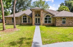 2082 CAMELOT BOULEVARD, ST CLOUD, FL 34772
