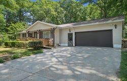 19136 Glendale Circle, Spring Lake, MI 49456