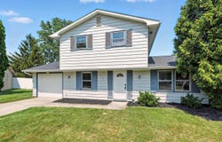 8427 Harwick Court, Fort Wayne, IN 46815-8001