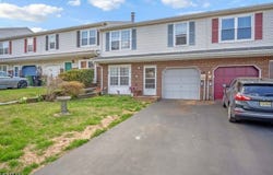 91 Lenape Trl, Washington Boro, NJ 07882-2145