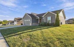 6004 Crestview Ln, Georgetown, IN 47122